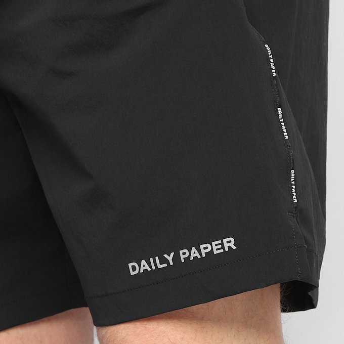 Daily Paper Mehani Shorts noir 71420 7