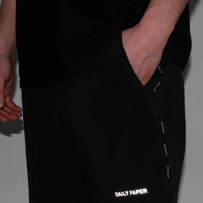 Daily Paper Mehani Shorts noir 71420 8