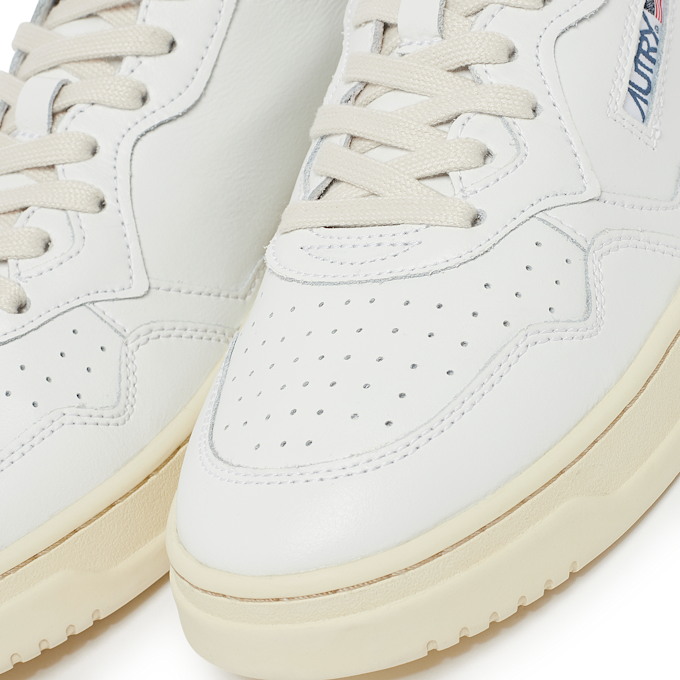 Autry 01 Low LL47 white 72897 5