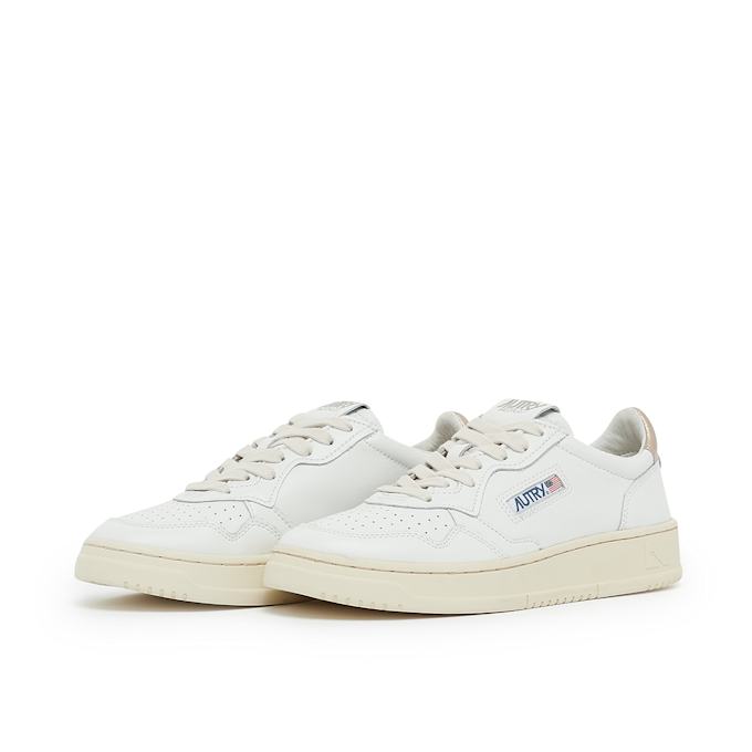 Autry Wmns 01 Low WLL06 blanc 72921 1