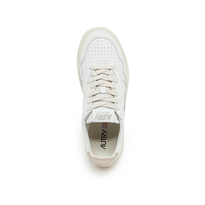 Autry Wmns 01 Low WLL06 blanc 72921 4