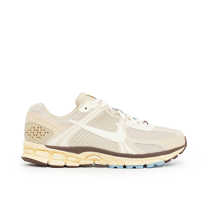 Nike Wmns Zoom Vomero 5 "Oatmeal" beige 73316 2