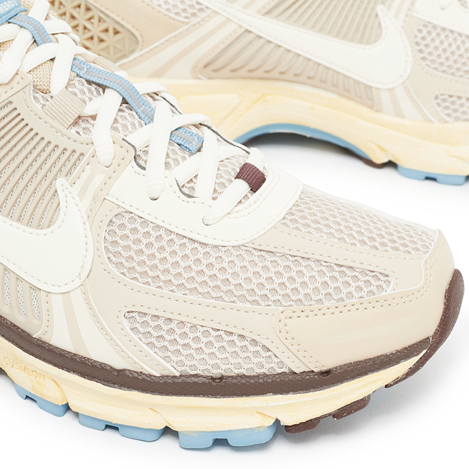 Nike Wmns Zoom Vomero 5 "Oatmeal" beige 73316 6
