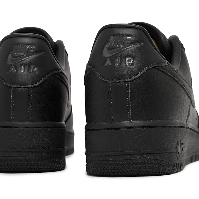 Nike Air Force 1 '07 Fresh "Triple Black" schwarz 73326 5