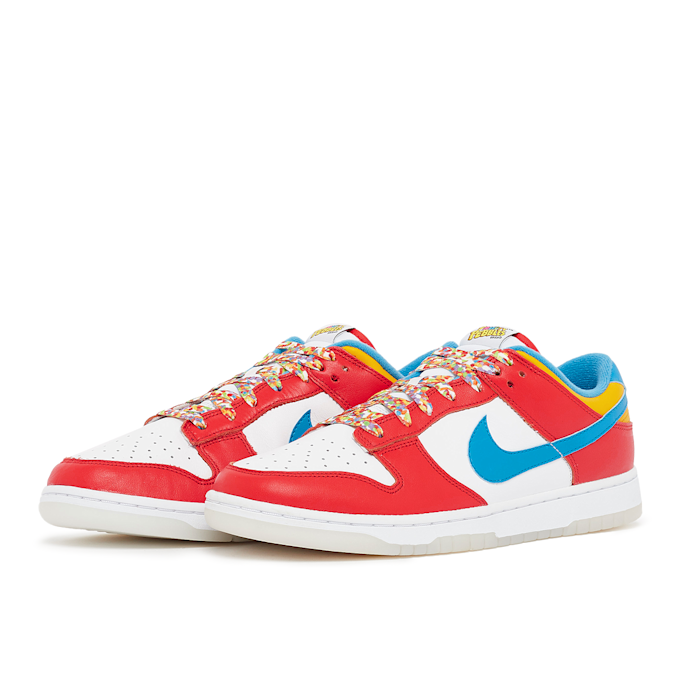 Nike x LeBron James Dunk Low "Fruity Pebbles" multicolor 75364 1