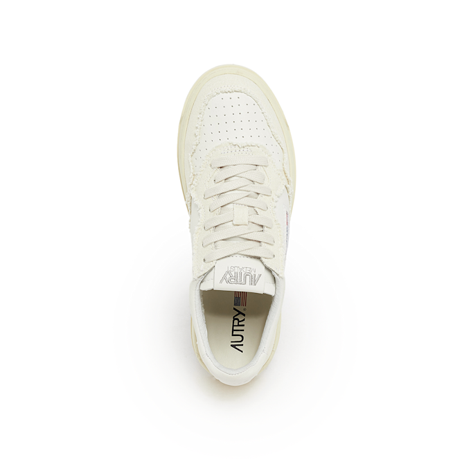 Autry Wmns Medalist Low CB01 beige 75538 4