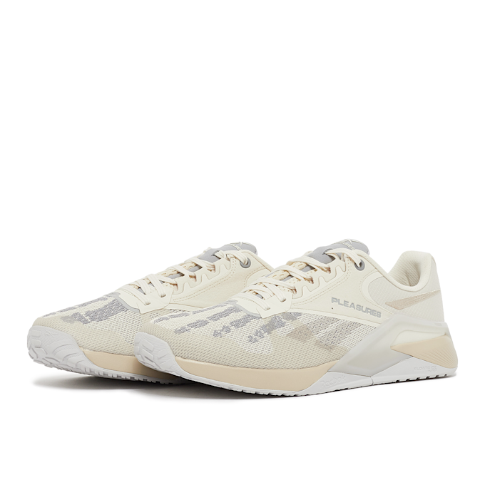 Reebok x Pleasures Nano 6000 beige 76593 1