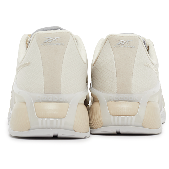Reebok x Pleasures Nano 6000 beige 76593 5