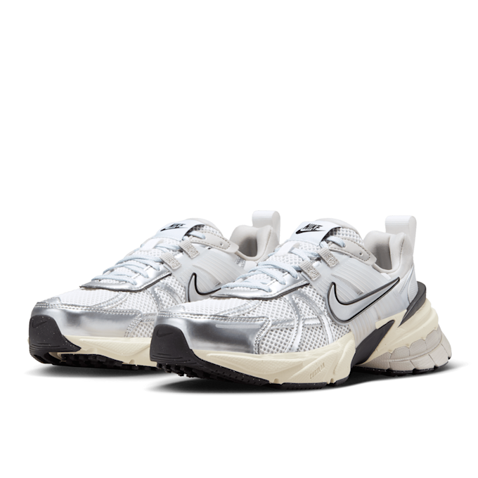 Nike V2K Run "Summit White" gris 78202 1
