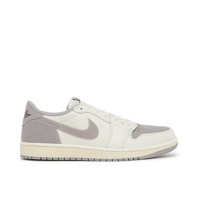 Jordan Wmns Air Jordan 1 Low OG "Atmosphere Grey" grau 78216 2