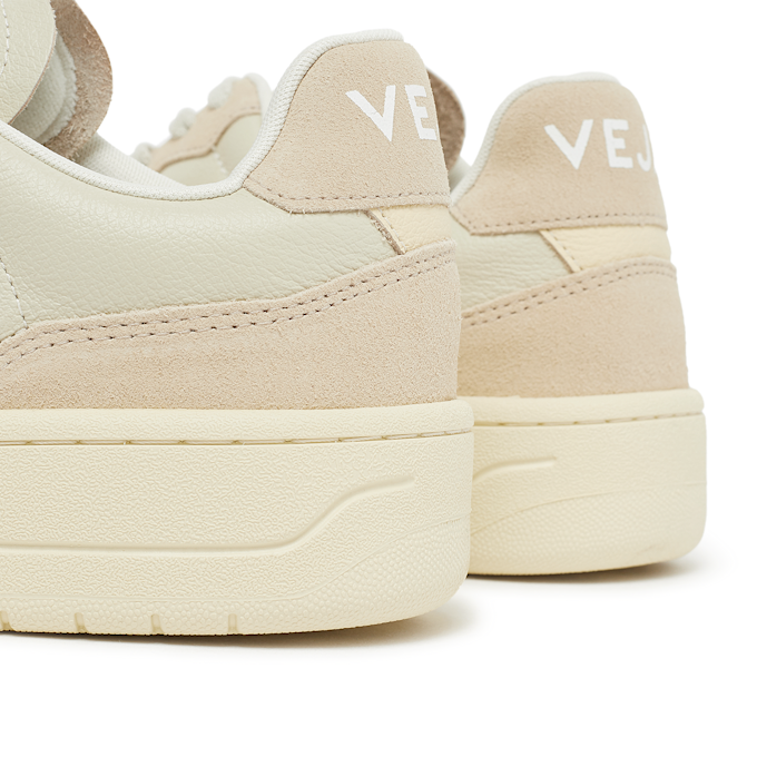 Veja V-90 Leather beige 78387 5