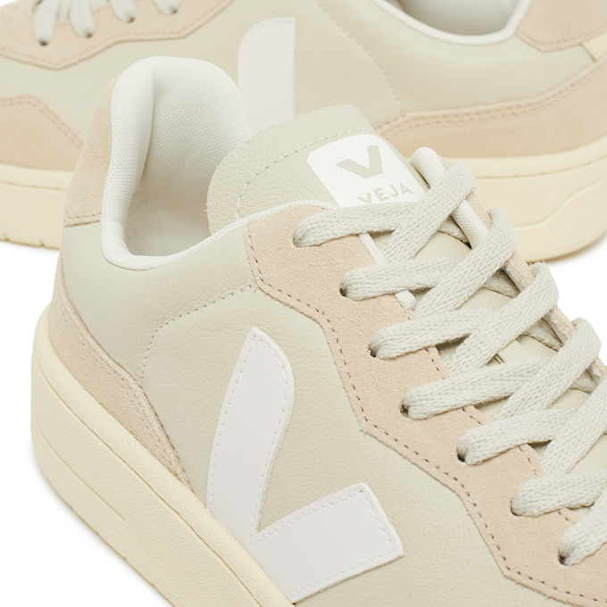 Veja V-90 Leather beige 78387 6