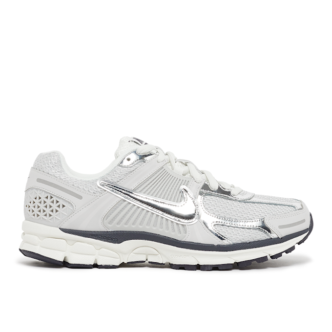 Nike Zoom Vomero 5 "Metallic Silver" grau 78502 2