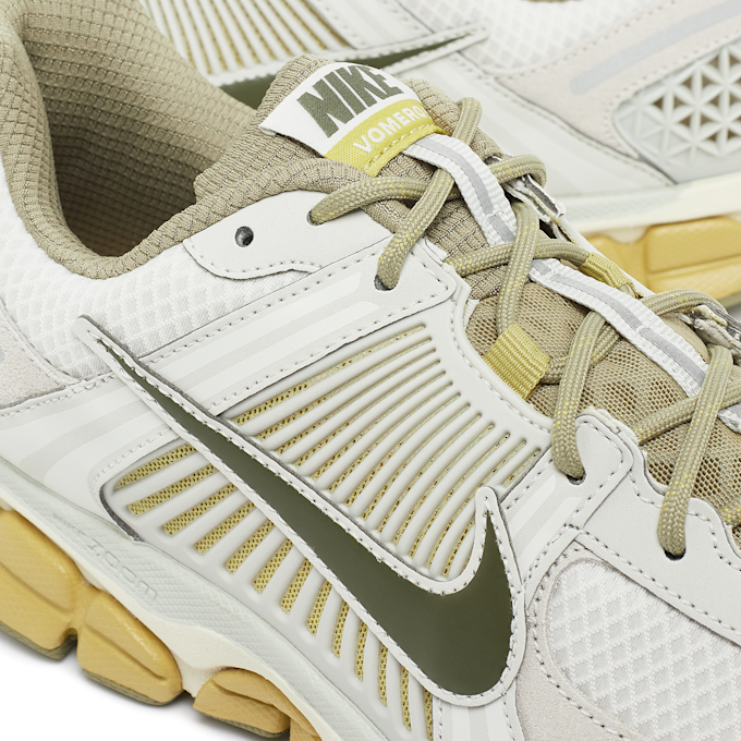 Nike Wmns Zoom Vomero 5 "Light Bone" grijs 79958 6