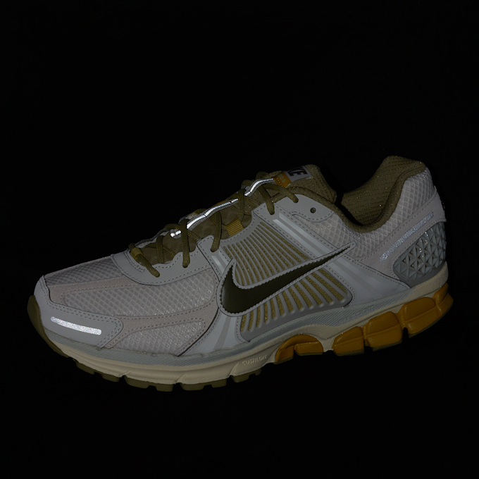Nike Wmns Zoom Vomero 5 "Light Bone" grijs 79958 8