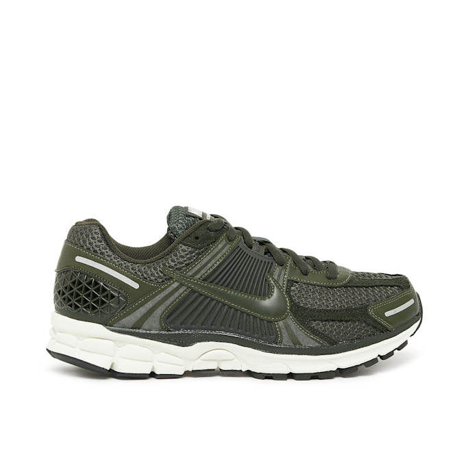 Nike Wmns Zoom Vomero 5 "Sequoia" green 79994 2