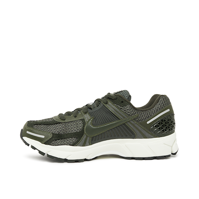Nike Wmns Zoom Vomero 5 "Sequoia" green 79994 3