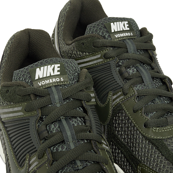 Nike Wmns Zoom Vomero 5 "Sequoia" green 79994 6