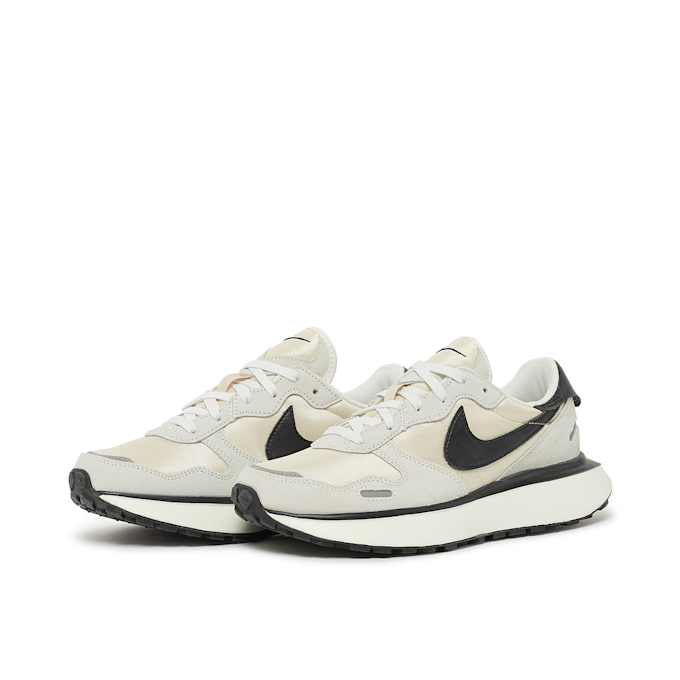 Nike Wmns Phoenix Waffle "Summit White Black" beige 79998 1