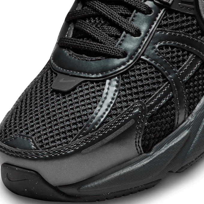 Nike Wmns V2K Run "All Black" zwart 80000 7