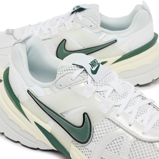 Nike Wmns V2K Run "White Green" argent 80312 6