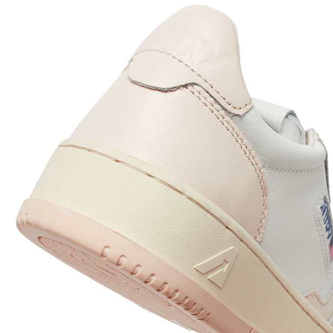 Autry Wmns Medalist Low light pink 81335 8