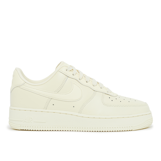 Nike Air Force 1 '07 Fresh yellow 81465 2