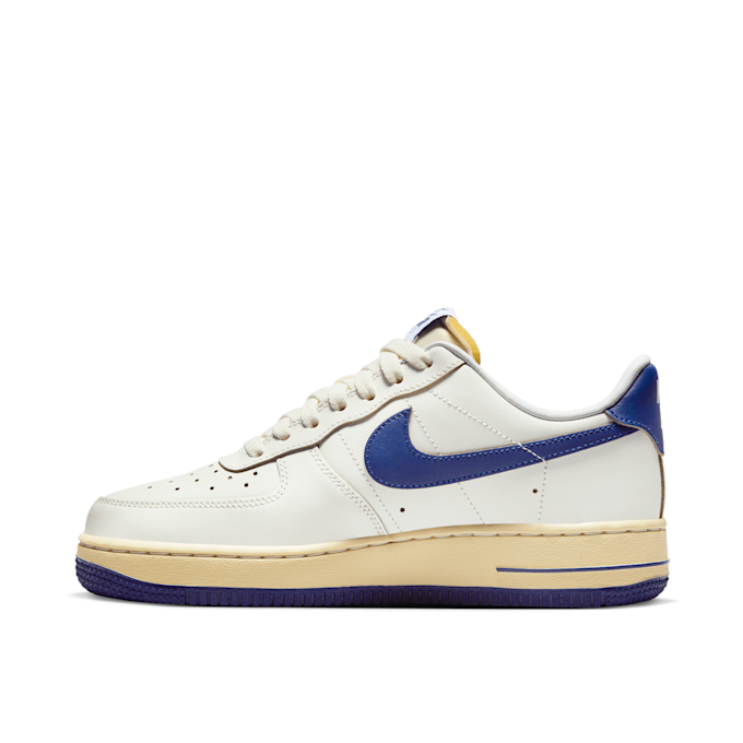 Nike Wmns Air Force 1 Low "Athletic Department" wit 81652 3