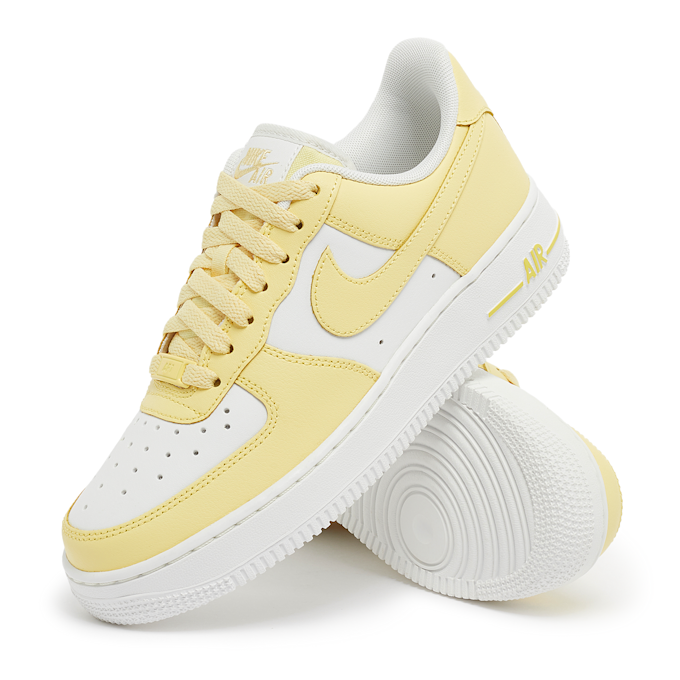 Nike Wmns Air Force 1 '07 "Soft Yellow" gelb 81648 7