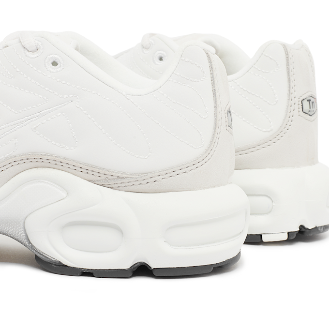 Nike Wmns Air Max Plus "Reflective" grau 81688 5