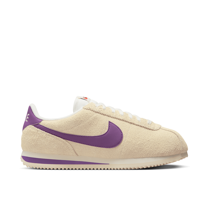 Nike Wmns Cortez Vintage "Viotech Muslin Suede" beige 82285 2