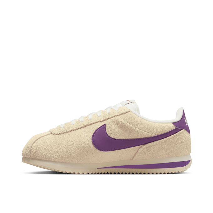 Nike Wmns Cortez Vintage "Viotech Muslin Suede" beige 82285 3