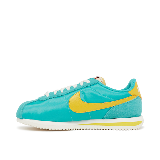 Nike Wmns Cortez Nylon “Bleached Aqua” blau 82849 3