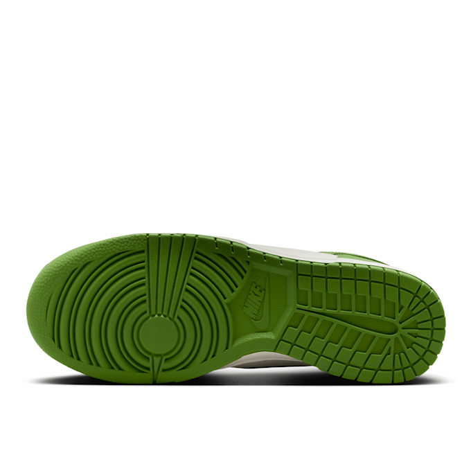 Nike Wmns Dunk High "Chlorophyll" vert 81694 6