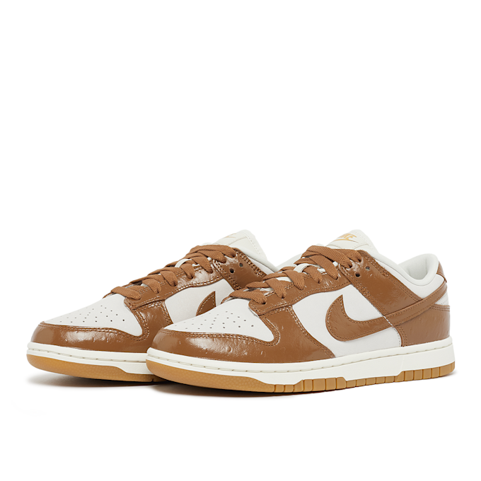 Nike Wmns Dunk Low LX "Ale Brown" brown 81705 1