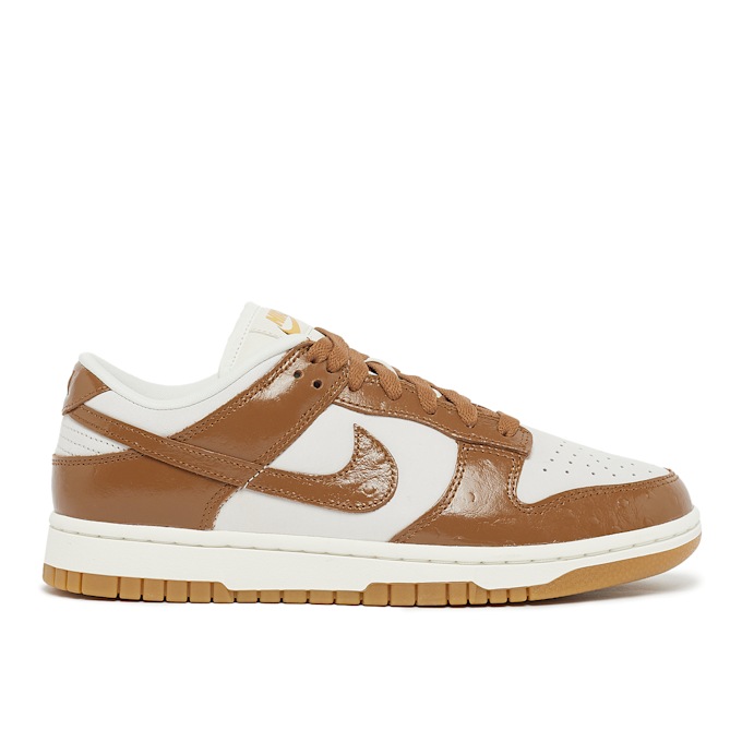 Nike Wmns Dunk Low LX "Ale Brown" brown 81705 2
