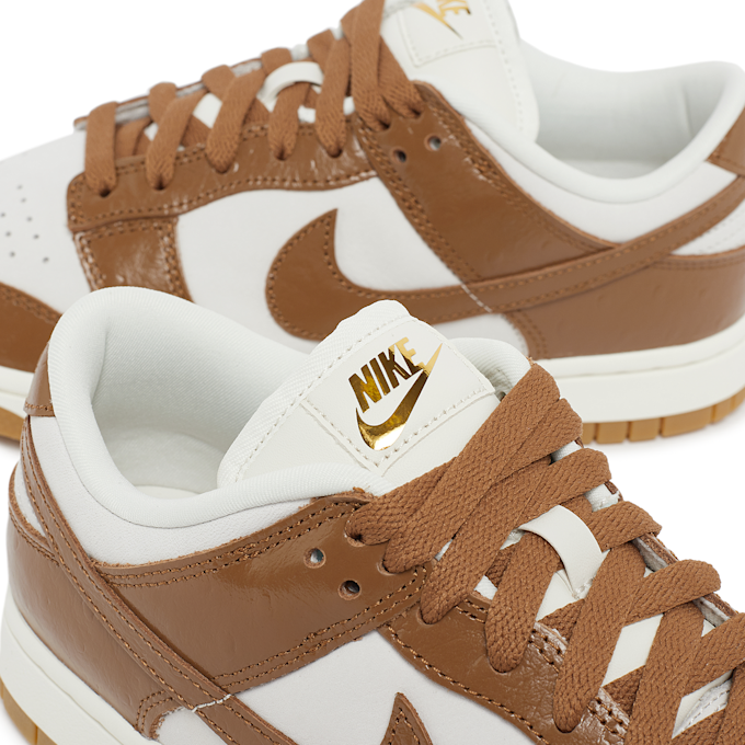 Nike Wmns Dunk Low LX "Ale Brown" brown 81705 7