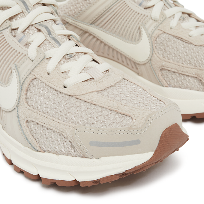 Nike Zoom Vomero 5 "Light Orewood Brown" beige 81731 5