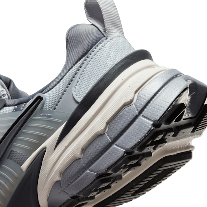 Nike V2K Run silber 81712 8