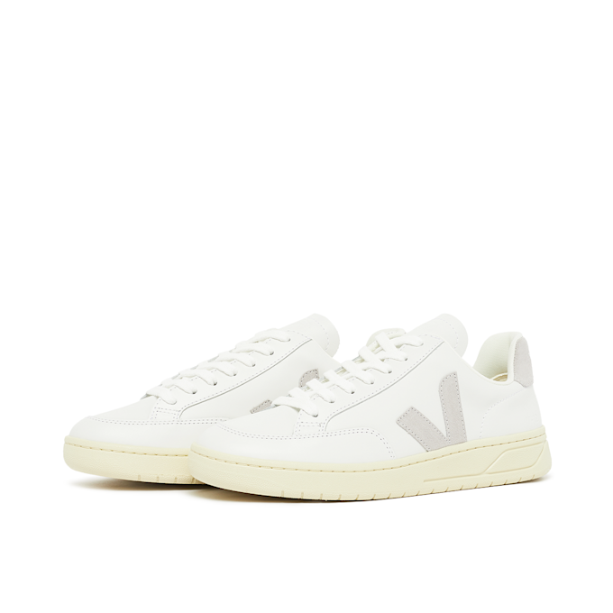 Veja Wmns V-12 blanc 82242 1
