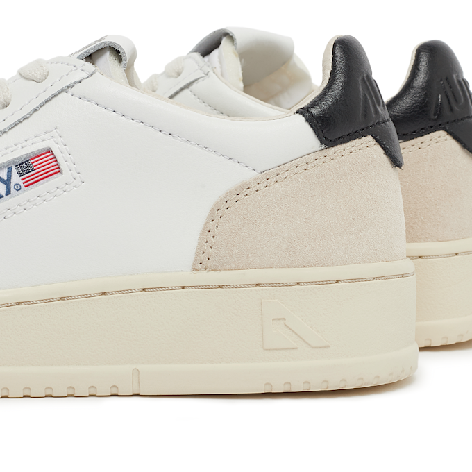 Autry Wmns Medalist Low beige 82535 5