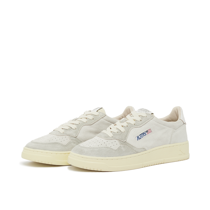 Autry Wmns Medalist Low grau 82559 1