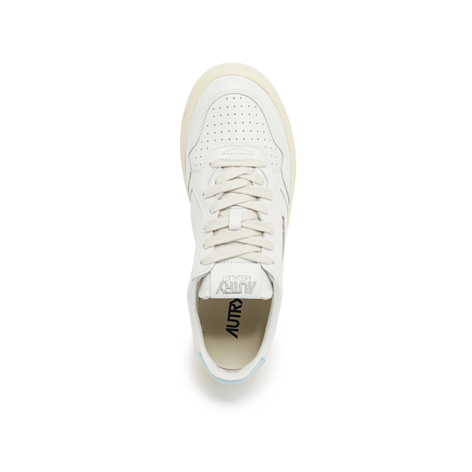 Autry Wmns Medalist Low wit 82560 4