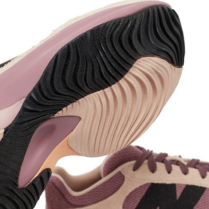 New Balance WRPD Runner "Licorice" pourpre 83046 7
