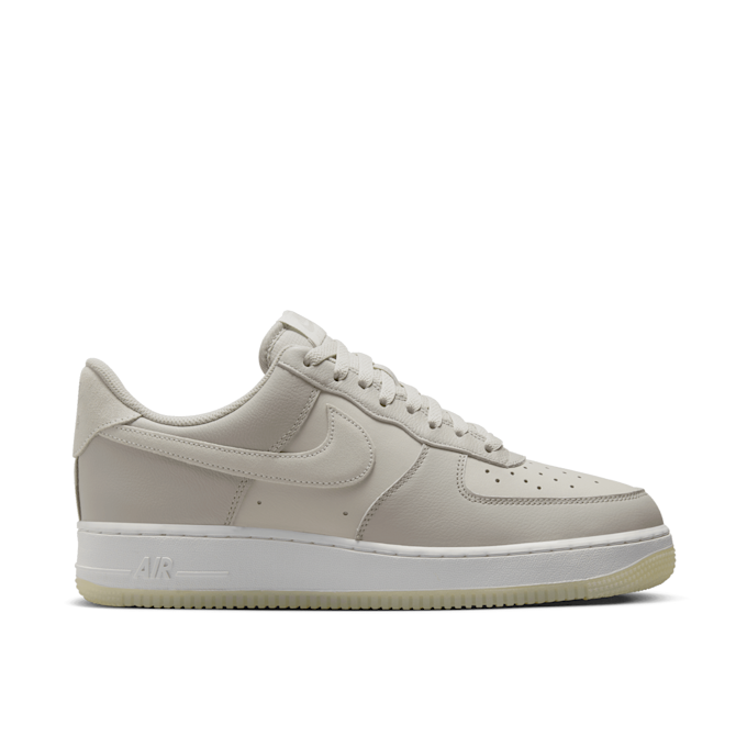Nike Wmns Air Force 1 ’07 LV8 "Phantom White" beige 83208 2