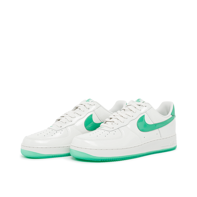 Nike Wmns Air Force 1 '07 “Stadium Green” wit 83216 1