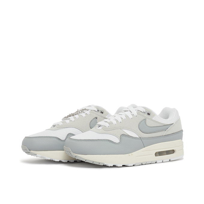 Nike Wmns Air Max 1 "Light Smoke Grey" gris 83234 1