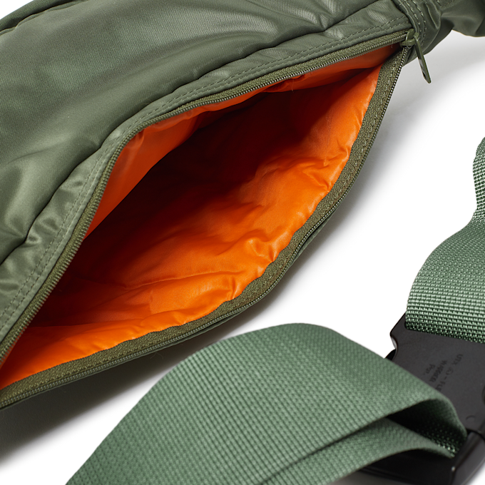 Porter-Yoshida Kaban Tanker Waist Bag S vert 83249 6