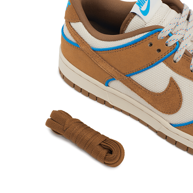 Nike Wmns Dunk Low PRM "Light British Tan" braun 83269 8