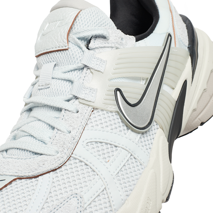 Nike V2K Run grijs 83296 5